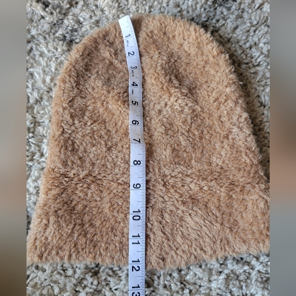 Madewell Wool Beanie - Picture 4 of 5